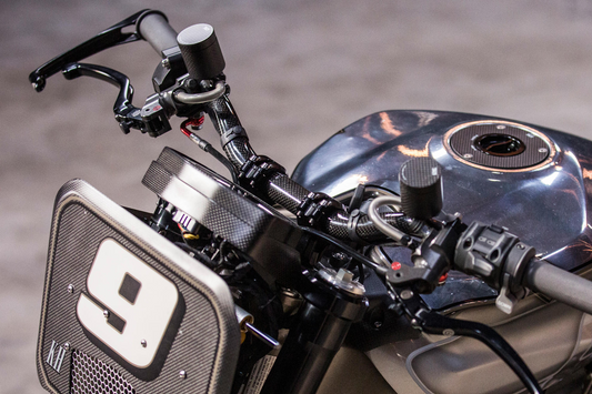 CNC RACING Brake Fluid Tank Carbon Universal