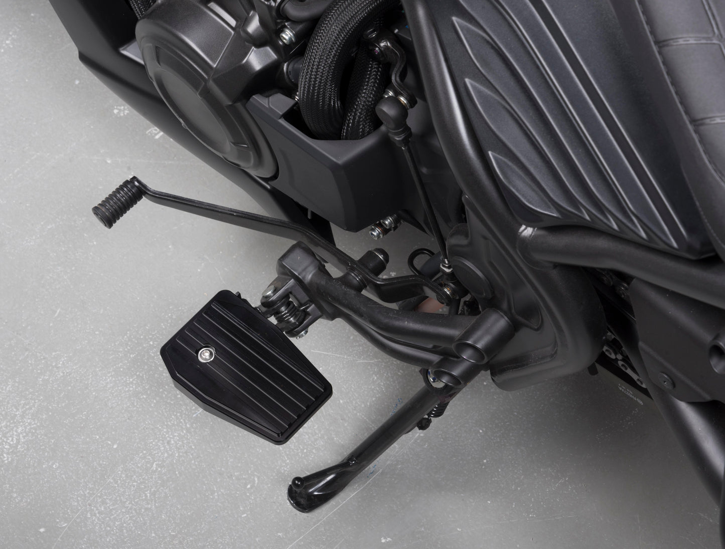 Footboard Footstep Extension Alluminium Pelebar Pijakan Kaki Honda Rebel CMX 500 URRA
