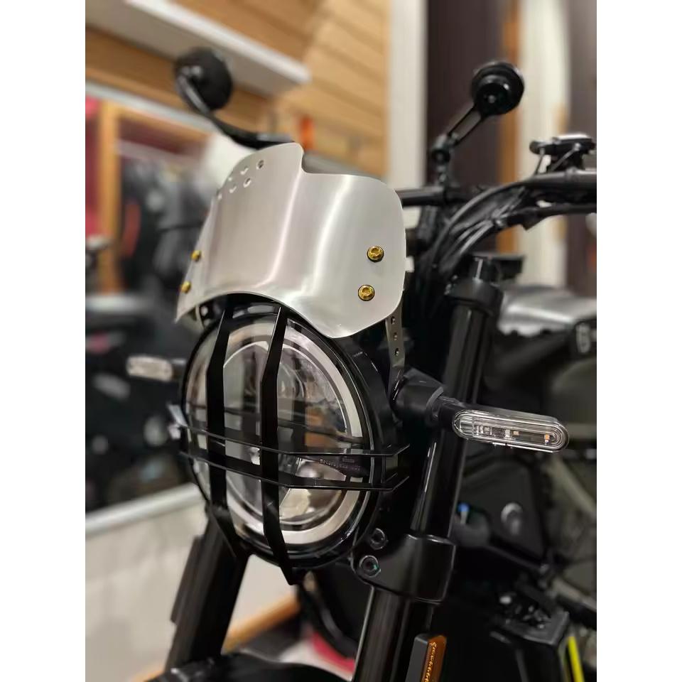 MOTOPLASTA Windscreen Naked Universal High Center / High Side Holes Visor Windshield