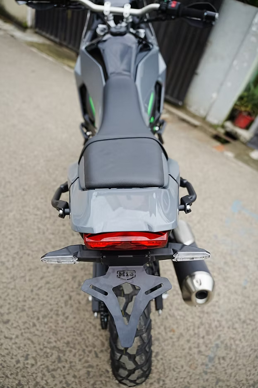 M15 Tail Tidy + Rear Sign Lamp Bracket Kawasaki KLE 500 26-