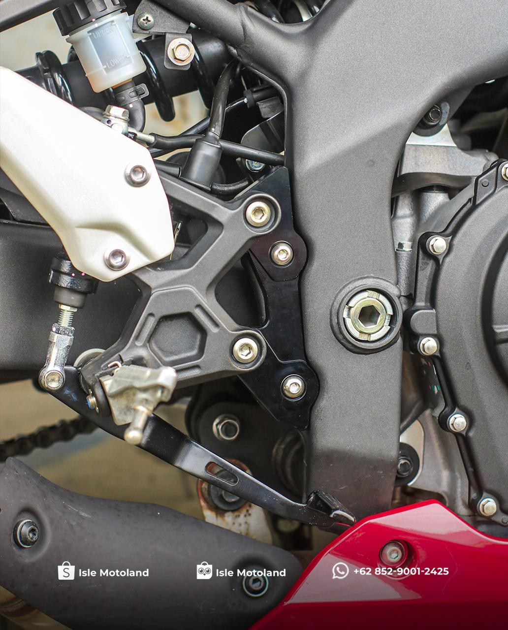 MINNAMOTO Riser Footstep Kawasaki ZX25R / ZX25RR / ZX4R / ZX4RR Peninggi Posisi Underbone