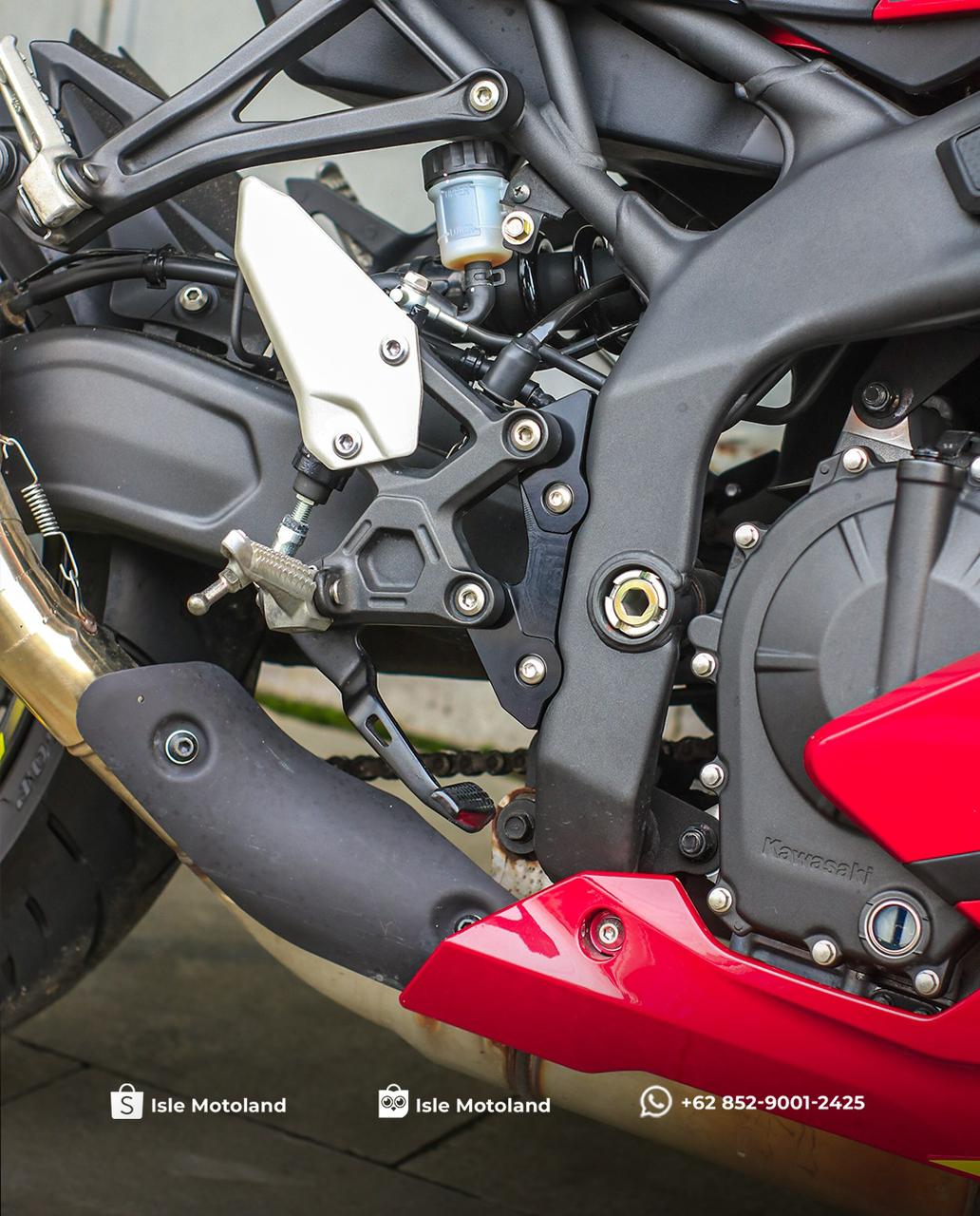 MINNAMOTO Riser Footstep Kawasaki ZX25R / ZX25RR / ZX4R / ZX4RR Peninggi Posisi Underbone