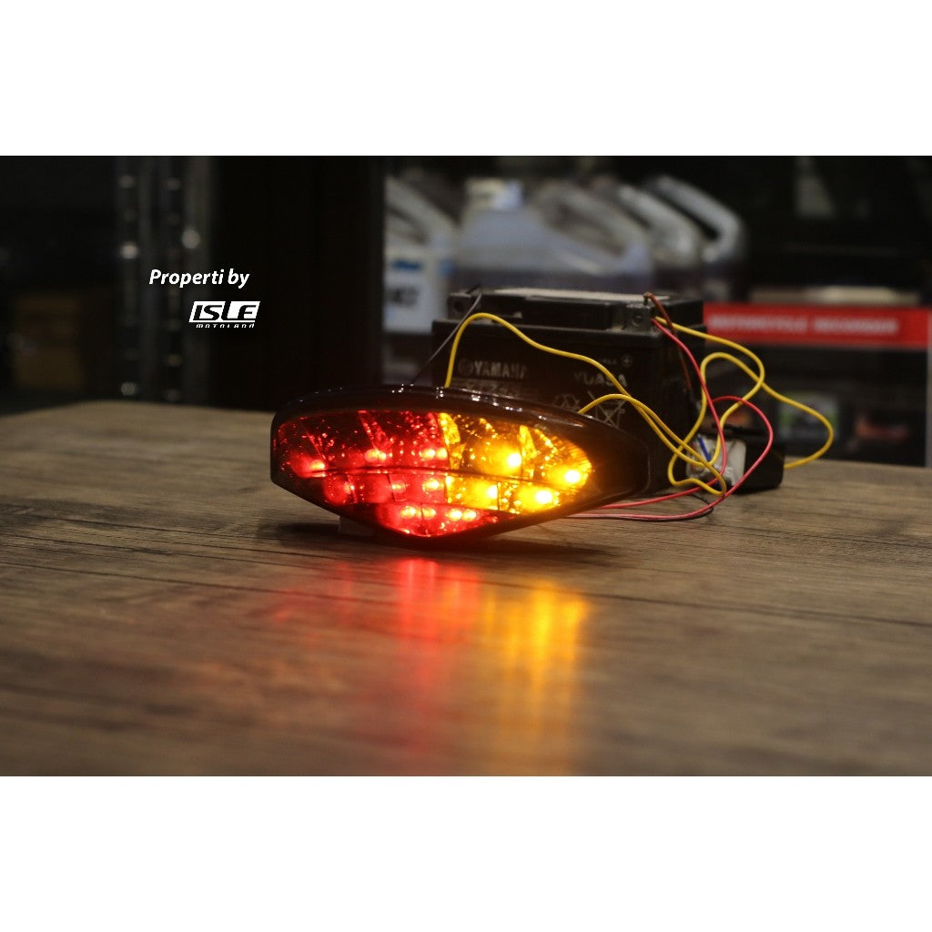 MINNAMOTO Stoplamp 3 in 1 Ducati Monster 659, 696, 795, 796, 1100 EVO Lampu Rem Belakang + Sein